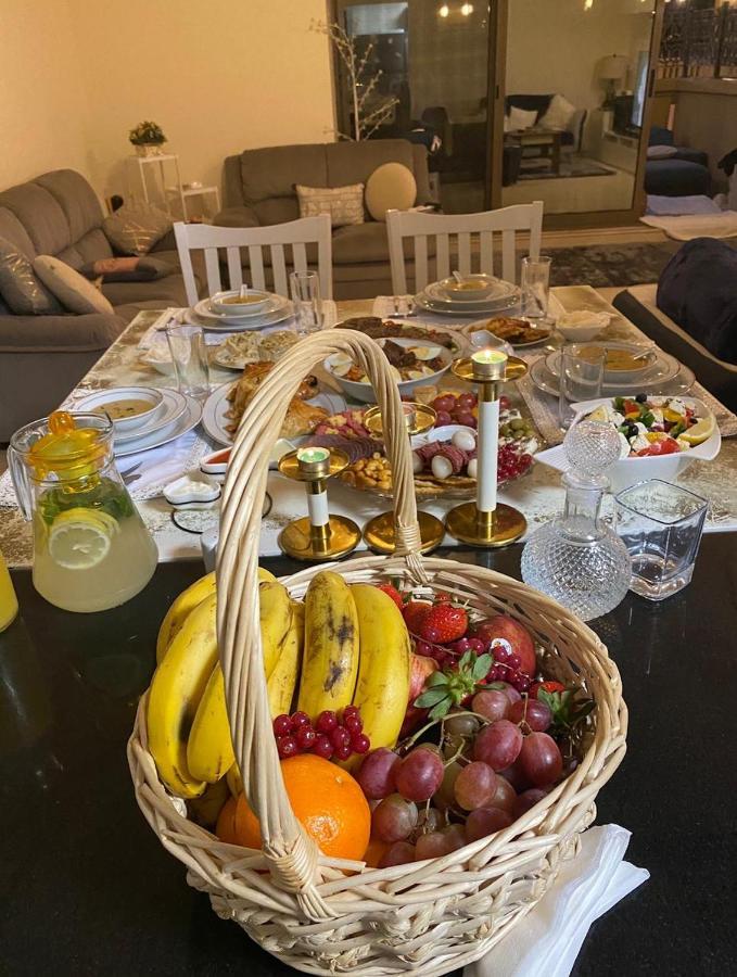 Alexandrina Pansiyon Dubai Dış mekan fotoğraf