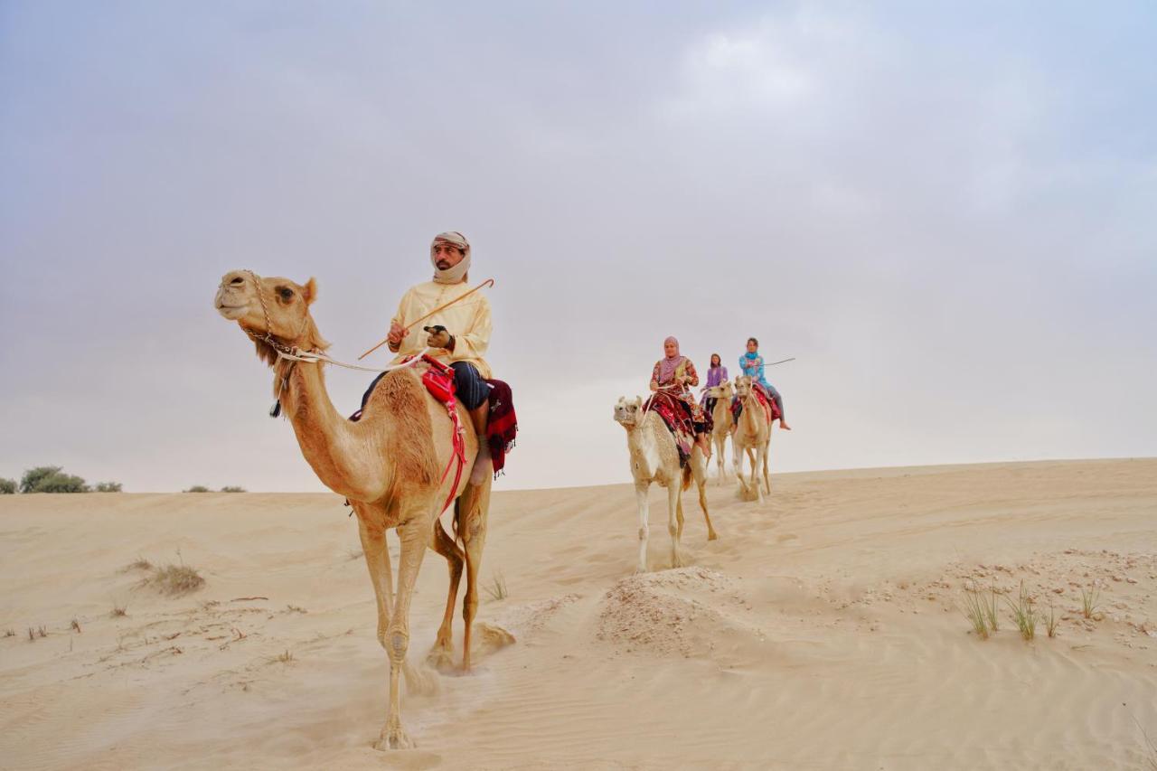 Alexandrina Pansiyon Dubai Dış mekan fotoğraf
