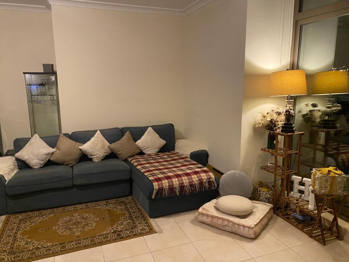 Alexandrina Pansiyon Dubai Dış mekan fotoğraf