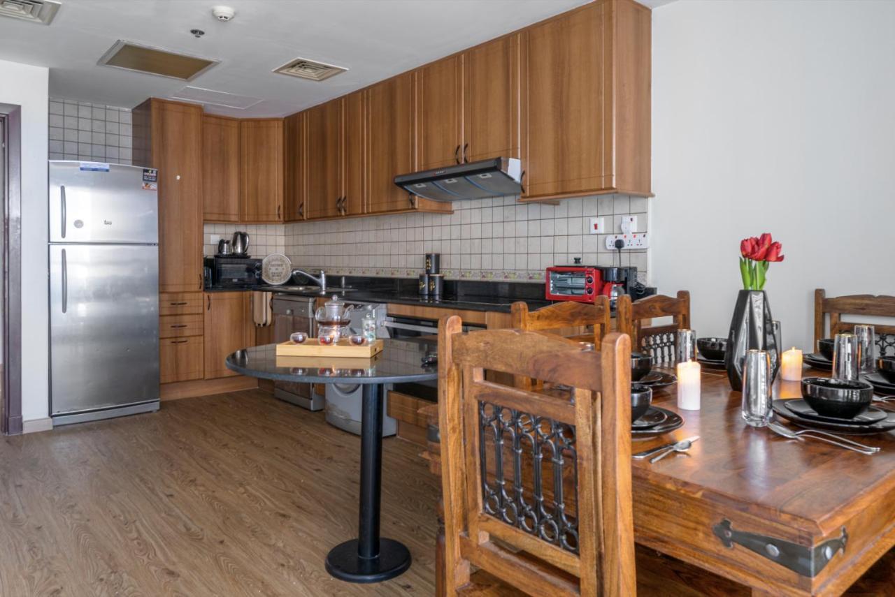 Alexandrina Pansiyon Dubai Dış mekan fotoğraf